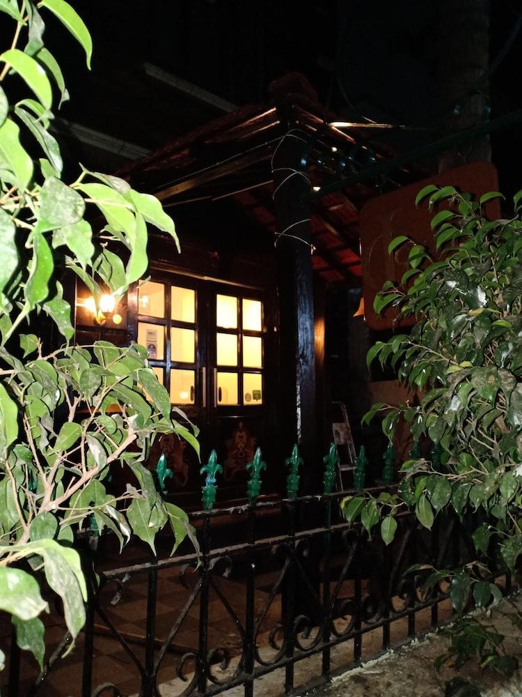 Jc木屋精品酒店 孟买 外观 照片